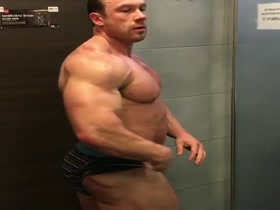 Thumb 9
