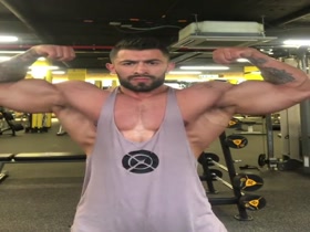 Thumb 12