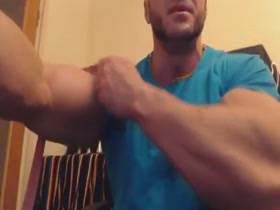 Thumb 5