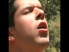 Thumb 16