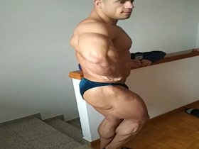 Thumb 10