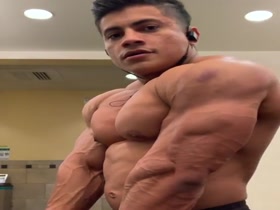 Thumb 11