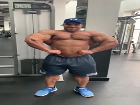 Thumb 4