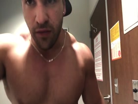 Thumb 16