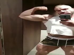 Thumb 12