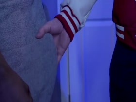 Thumb 6