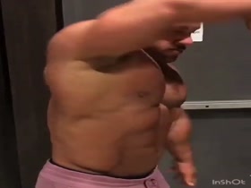 Thumb 16