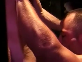 Thumb 16