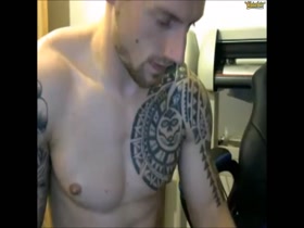 Thumb 16
