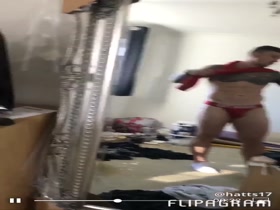 Thumb 16