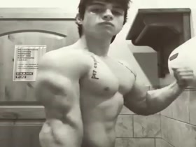 Thumb 8