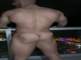 Thumb 12