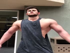 Thumb 12
