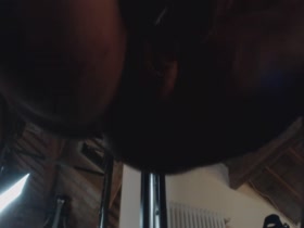 Thumb 12