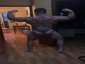 Thumb 12