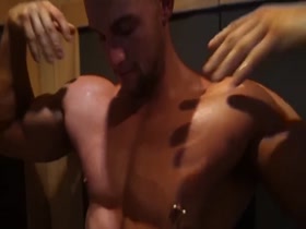 Thumb 16