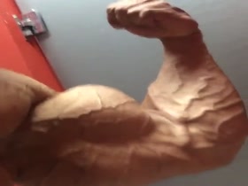 Thumb 2