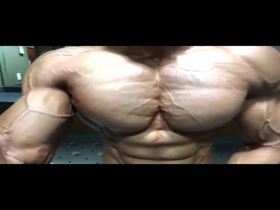 Thumb 16