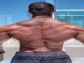 Thumb 16