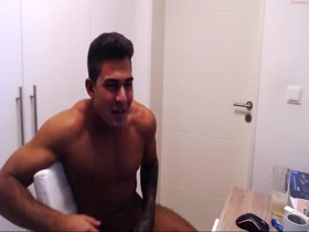 Thumb 11