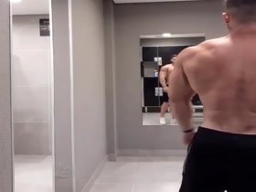 Thumb 11