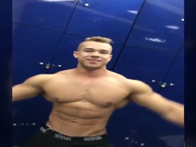 Thumb 7
