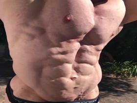 Thumb 12