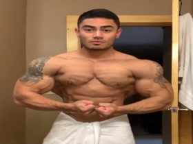 Thumb 4
