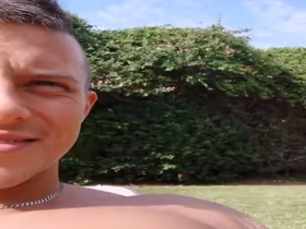 Thumb 9