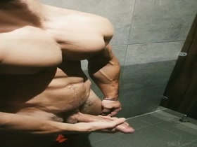 Thumb 12