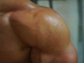 Thumb 16