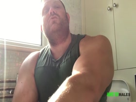 Thumb 5