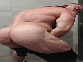 Thumb 7