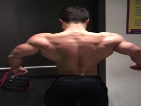 Thumb 16