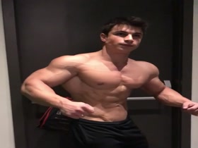 Thumb 8