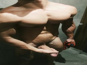 Thumb 16