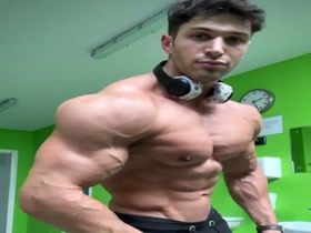 Thumb 19