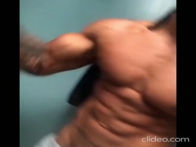Thumb 11