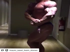 Thumb 11