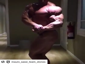 Thumb 12