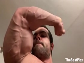 Thumb 6