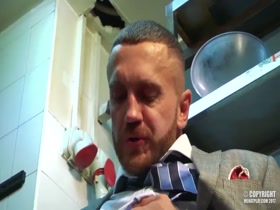Thumb 6