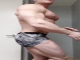 Thumb 7