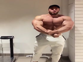 Thumb 11