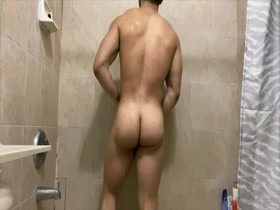 Fitness Model Bubble Butt 2