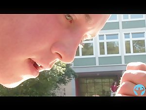 Thumb 1