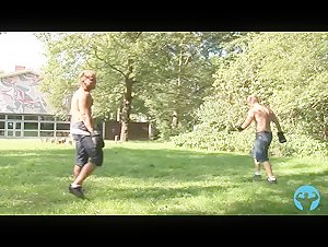 Thumb 8