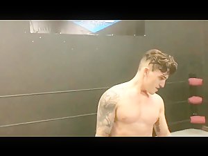 Thumb 9