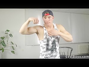 Thumb 4