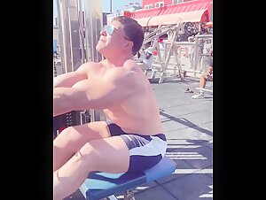 Josh Taubes - Cable rows